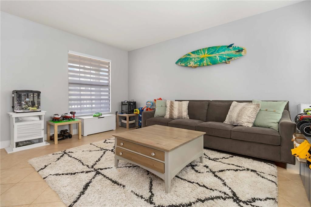For Sale: $524,900 (5 beds, 3 baths, 3004 Square Feet)