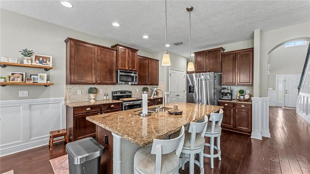 For Sale: $459,000 (4 beds, 3 baths, 3051 Square Feet)