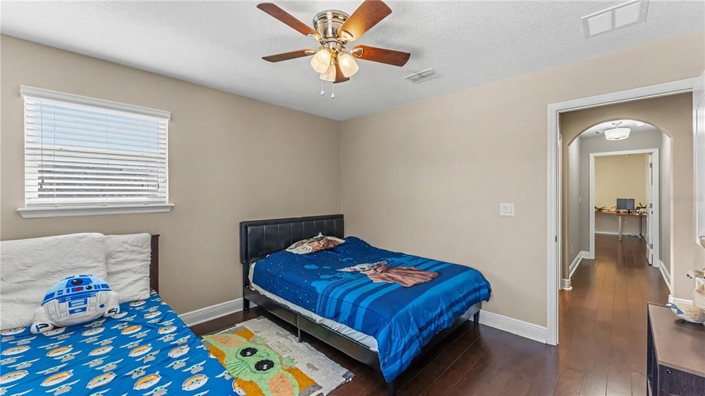 For Sale: $459,000 (4 beds, 3 baths, 3051 Square Feet)
