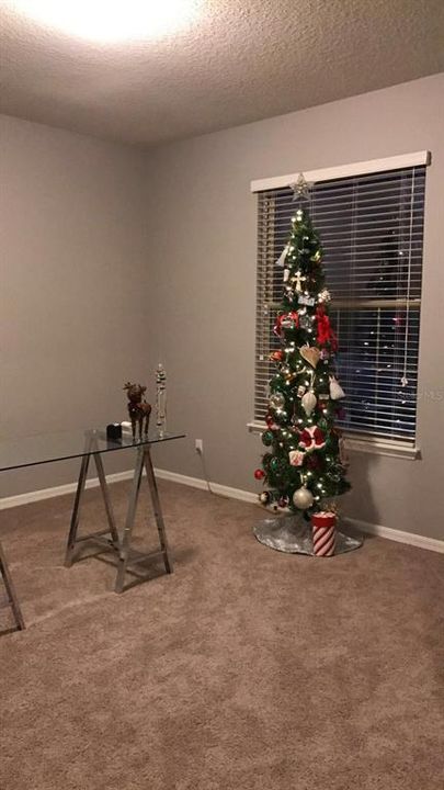 For Rent: $2,600 (3 beds, 2 baths, 2144 Square Feet)