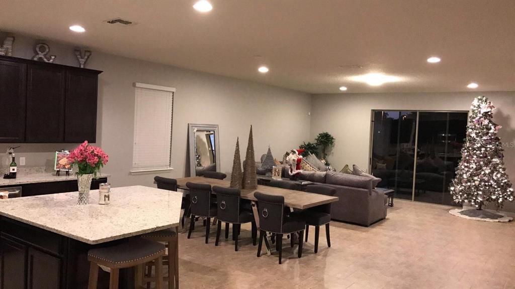 For Rent: $2,600 (3 beds, 2 baths, 2144 Square Feet)