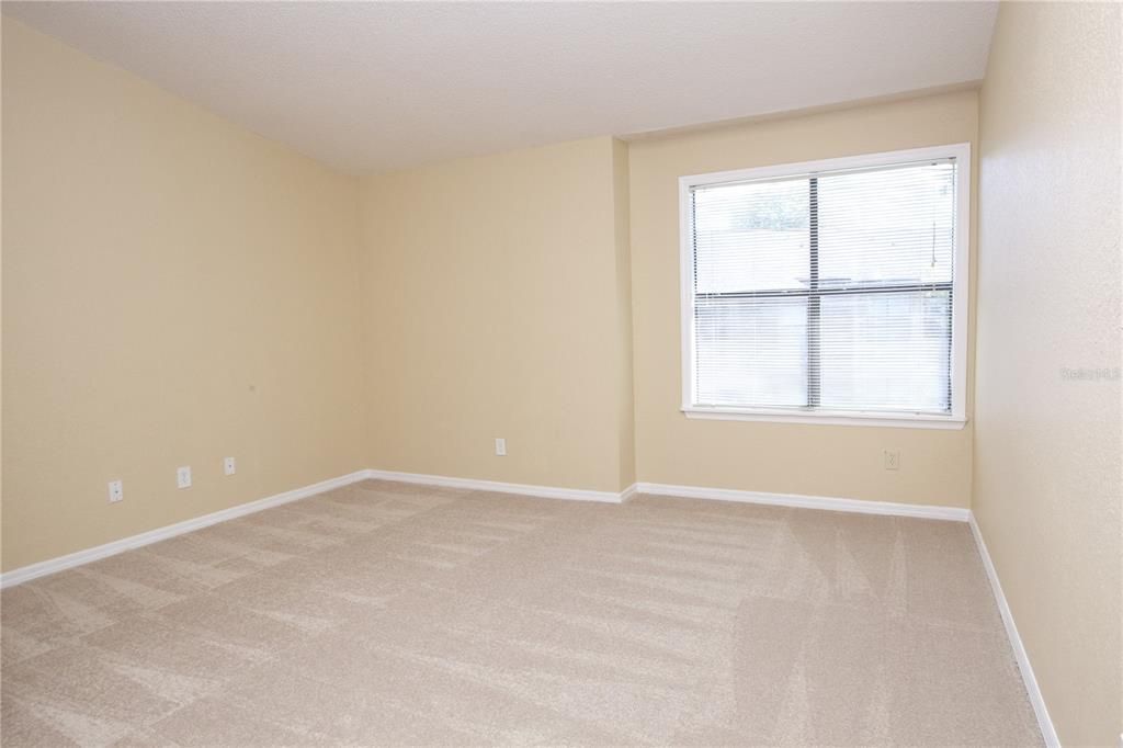 For Rent: $1,525 (2 beds, 2 baths, 1018 Square Feet)
