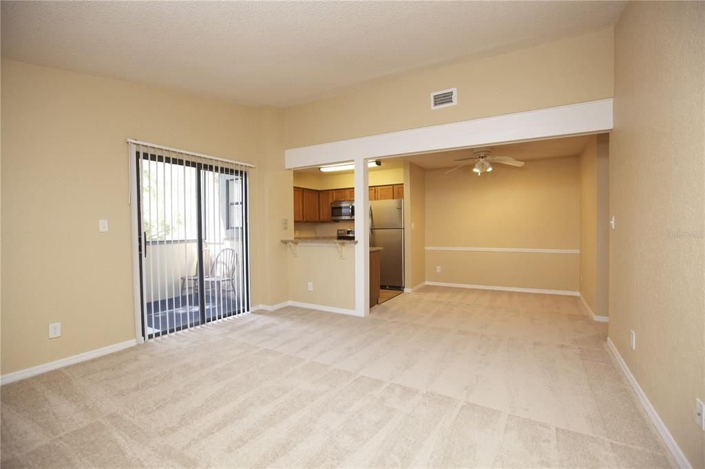 For Rent: $1,525 (2 beds, 2 baths, 1018 Square Feet)