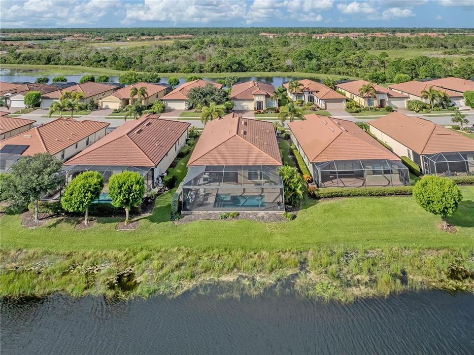 En Venta: $975,000 (3 camas, 3 baños, 2386 Pies cuadrados)