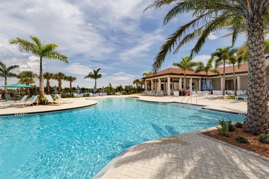 En Venta: $975,000 (3 camas, 3 baños, 2386 Pies cuadrados)