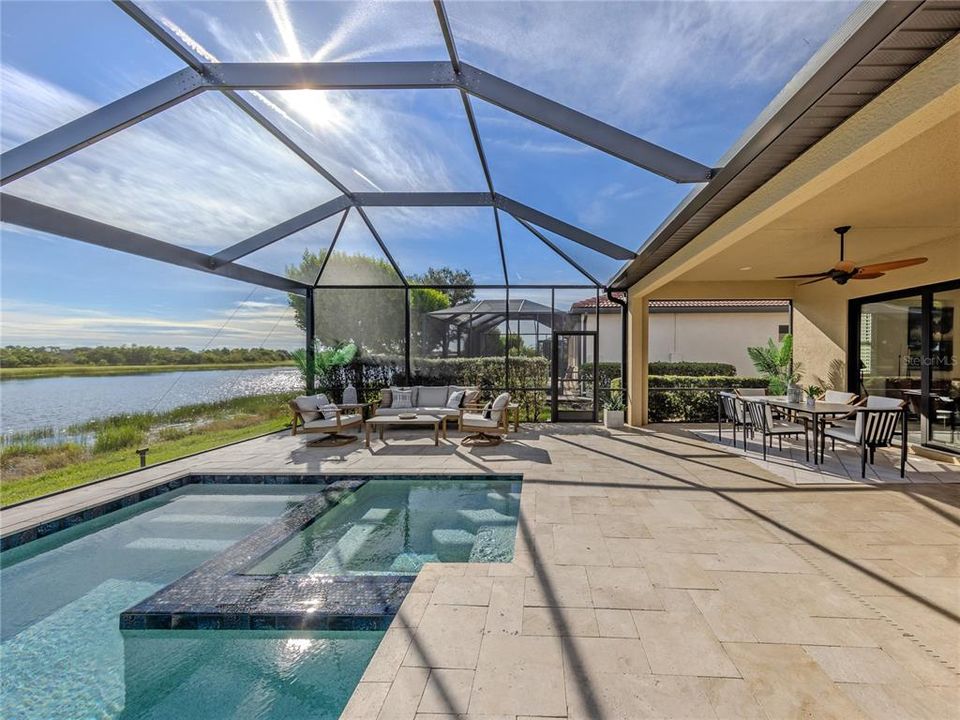 En Venta: $975,000 (3 camas, 3 baños, 2386 Pies cuadrados)