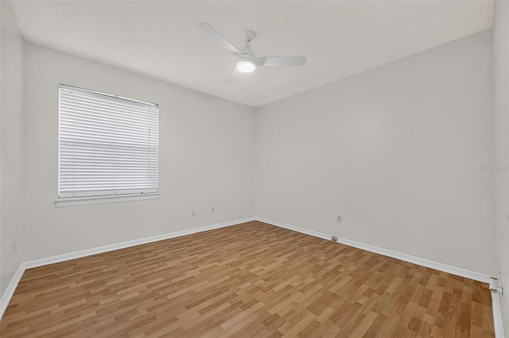 En Venta: $725,000 (4 camas, 2 baños, 2780 Pies cuadrados)