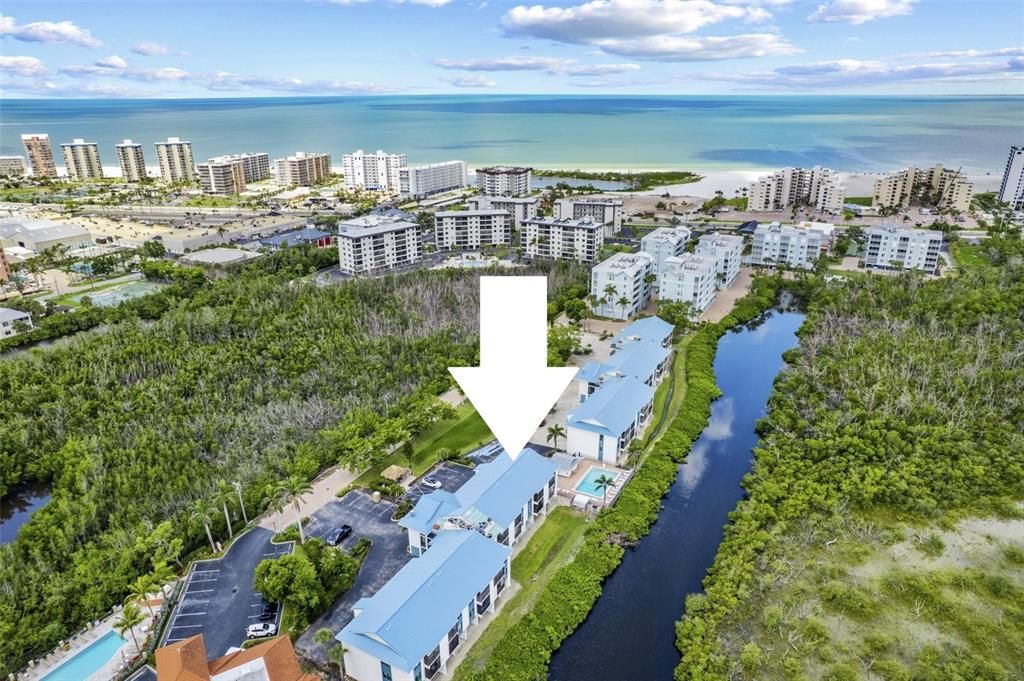 На продажу: $309,000 (2 спален, 2 ванн, 811 Квадратных фут)