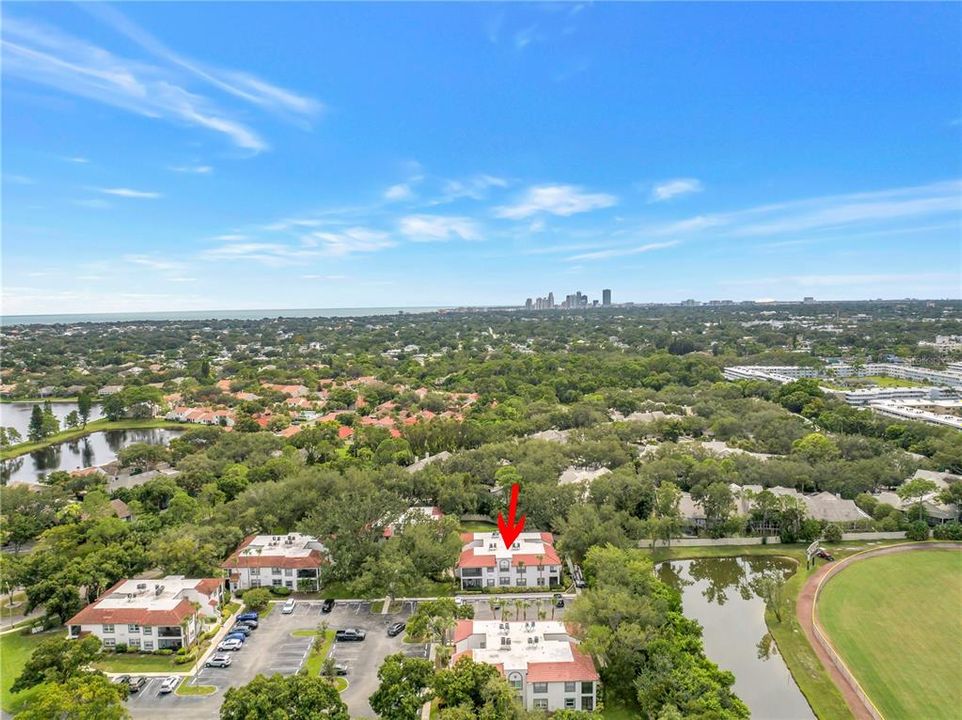 For Sale: $295,000 (2 beds, 2 baths, 1025 Square Feet)