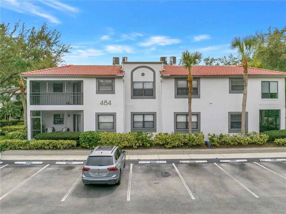 For Sale: $295,000 (2 beds, 2 baths, 1025 Square Feet)
