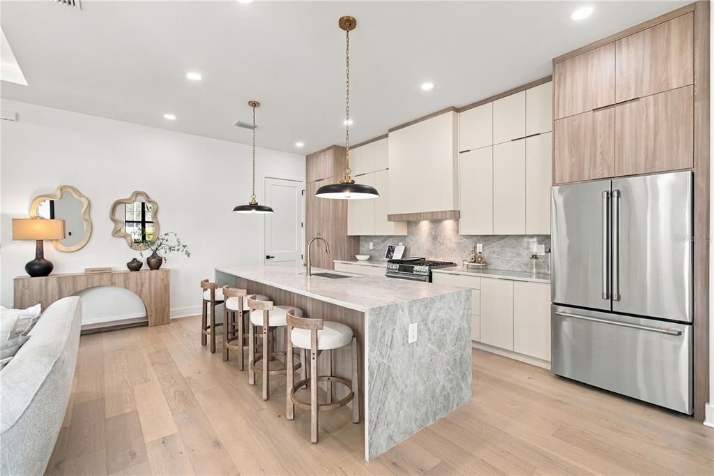 For Sale: $1,295,000 (4 beds, 4 baths, 3090 Square Feet)