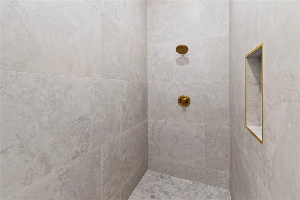 На продажу: $825,000 (4 спален, 4 ванн, 2893 Квадратных фут)