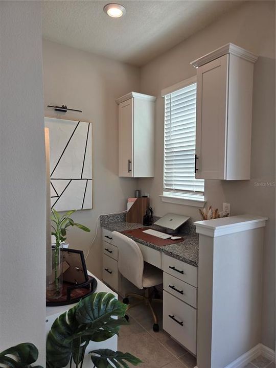 For Sale: $399,990 (2 beds, 2 baths, 1472 Square Feet)