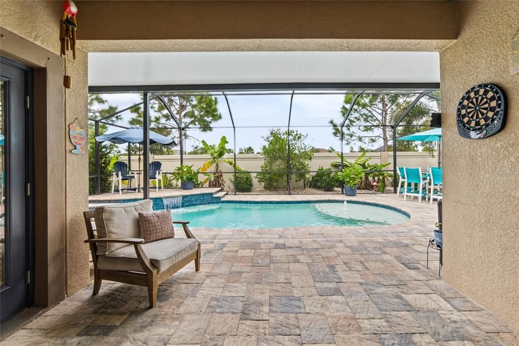 For Sale: $515,000 (4 beds, 3 baths, 2421 Square Feet)
