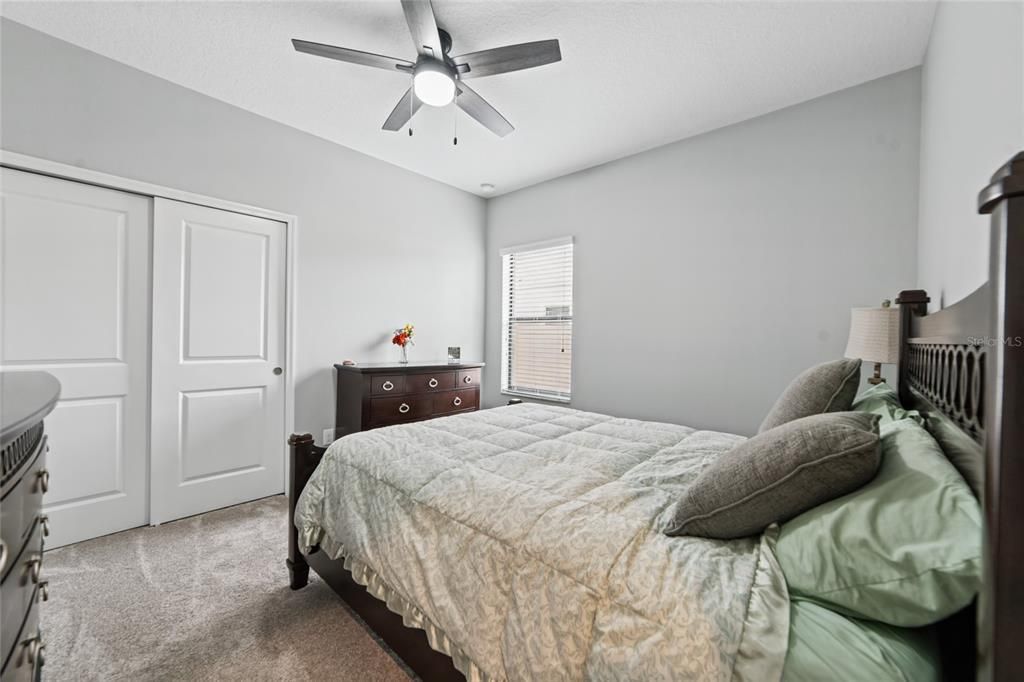 For Sale: $515,000 (4 beds, 3 baths, 2421 Square Feet)