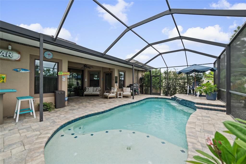 For Sale: $515,000 (4 beds, 3 baths, 2421 Square Feet)