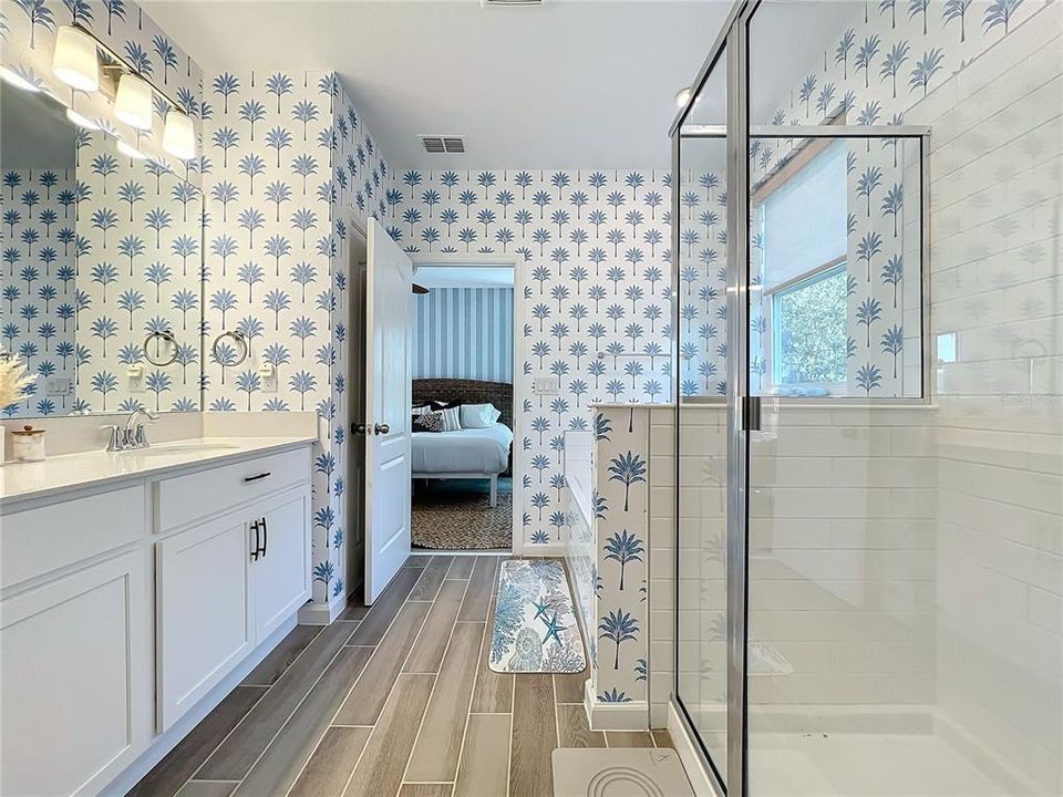 На продажу: $399,000 (4 спален, 2 ванн, 1735 Квадратных фут)