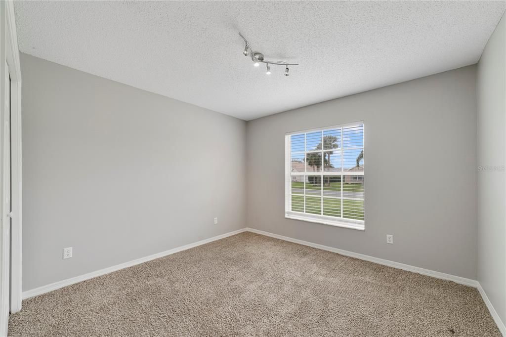 For Sale: $299,000 (3 beds, 2 baths, 1362 Square Feet)