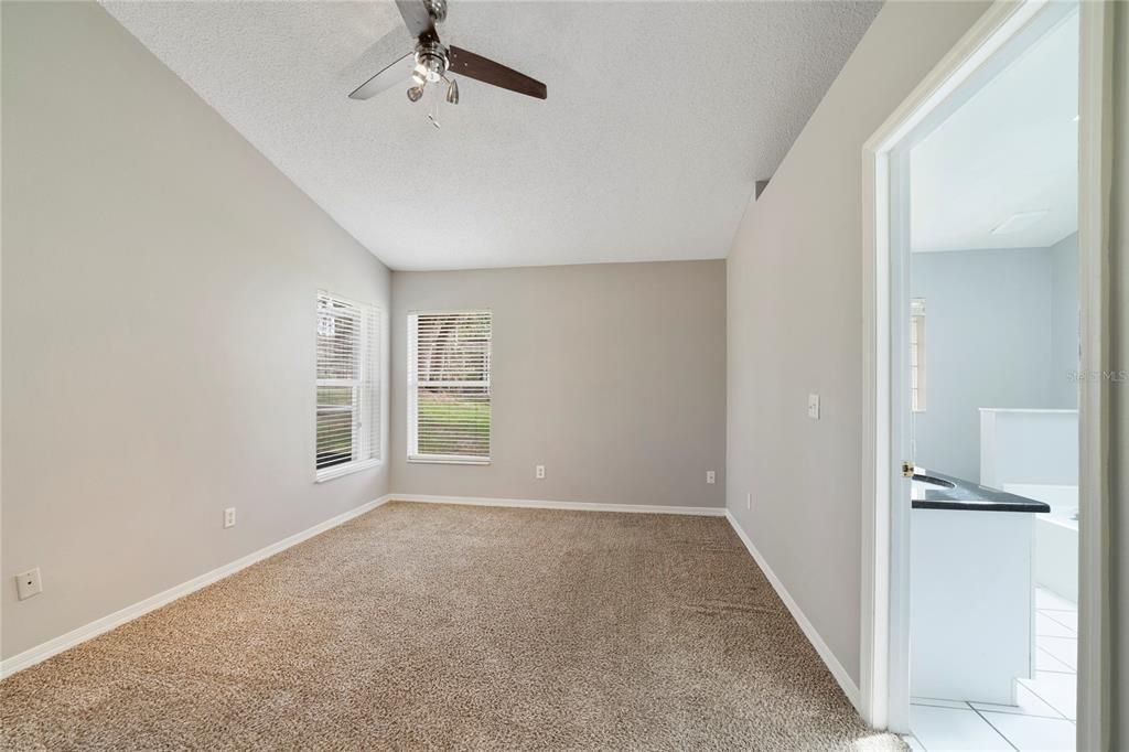 For Sale: $299,000 (3 beds, 2 baths, 1362 Square Feet)