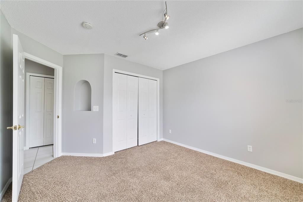For Sale: $299,000 (3 beds, 2 baths, 1362 Square Feet)