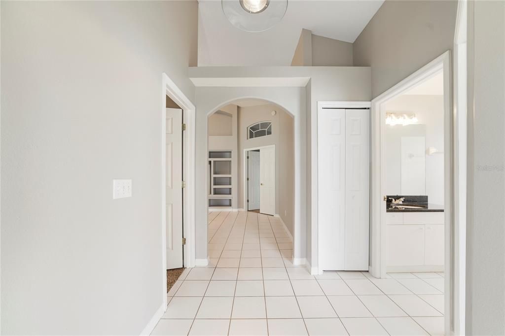 For Sale: $299,000 (3 beds, 2 baths, 1362 Square Feet)