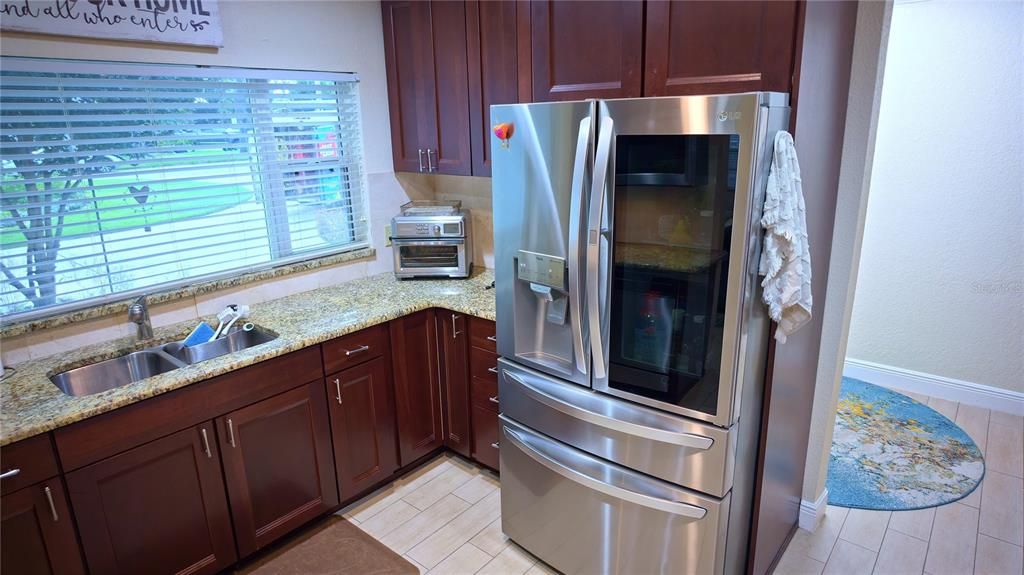 En Venta: $635,000 (4 camas, 2 baños, 2197 Pies cuadrados)