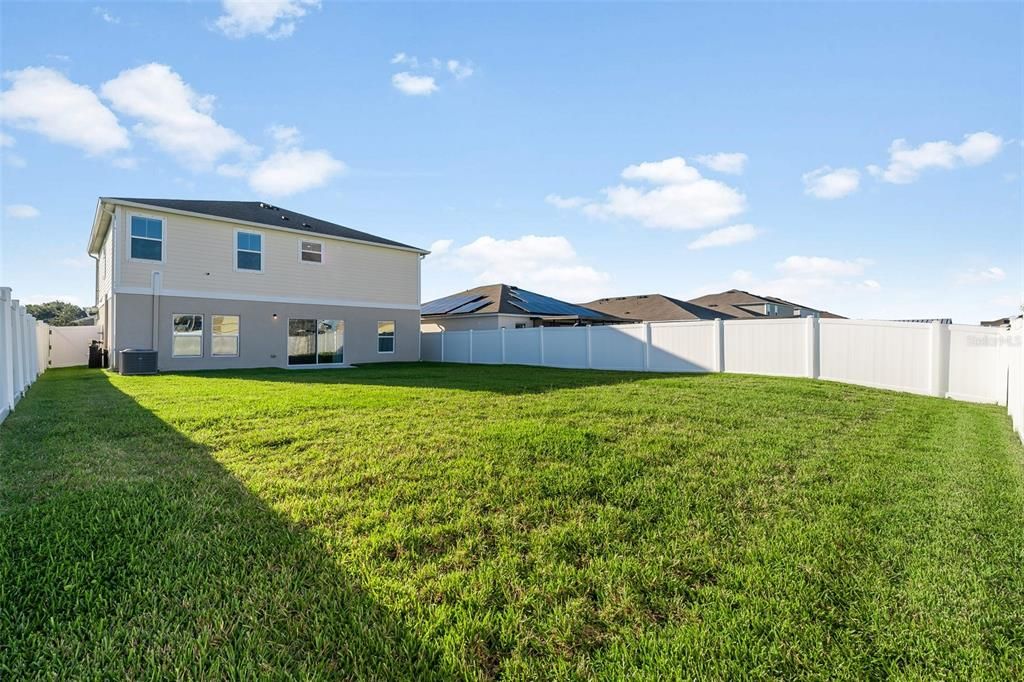 En Venta: $439,000 (5 camas, 3 baños, 2470 Pies cuadrados)