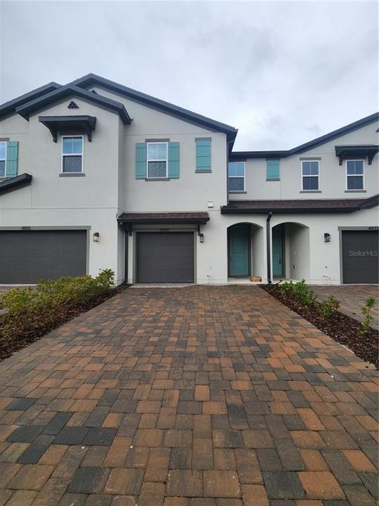 For Rent: $2,400 (3 beds, 2 baths, 1628 Square Feet)