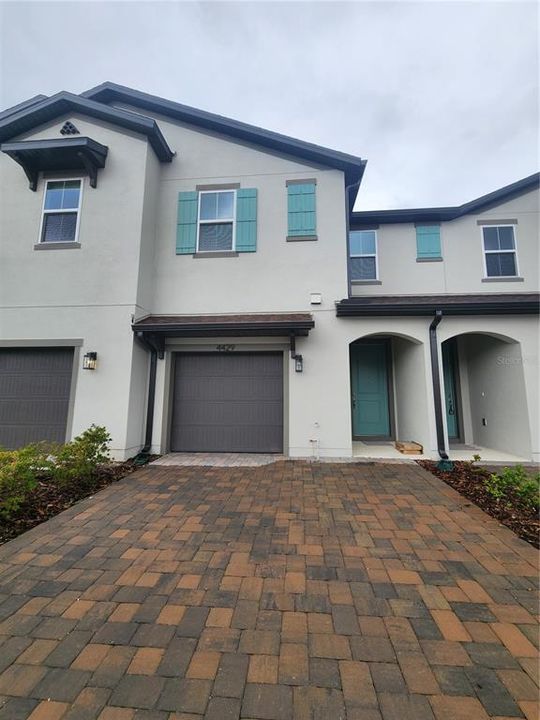 For Rent: $2,400 (3 beds, 2 baths, 1628 Square Feet)