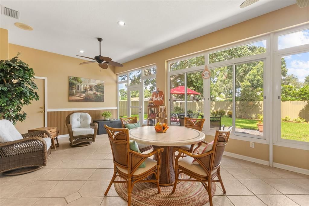 For Sale: $874,900 (3 beds, 3 baths, 2715 Square Feet)