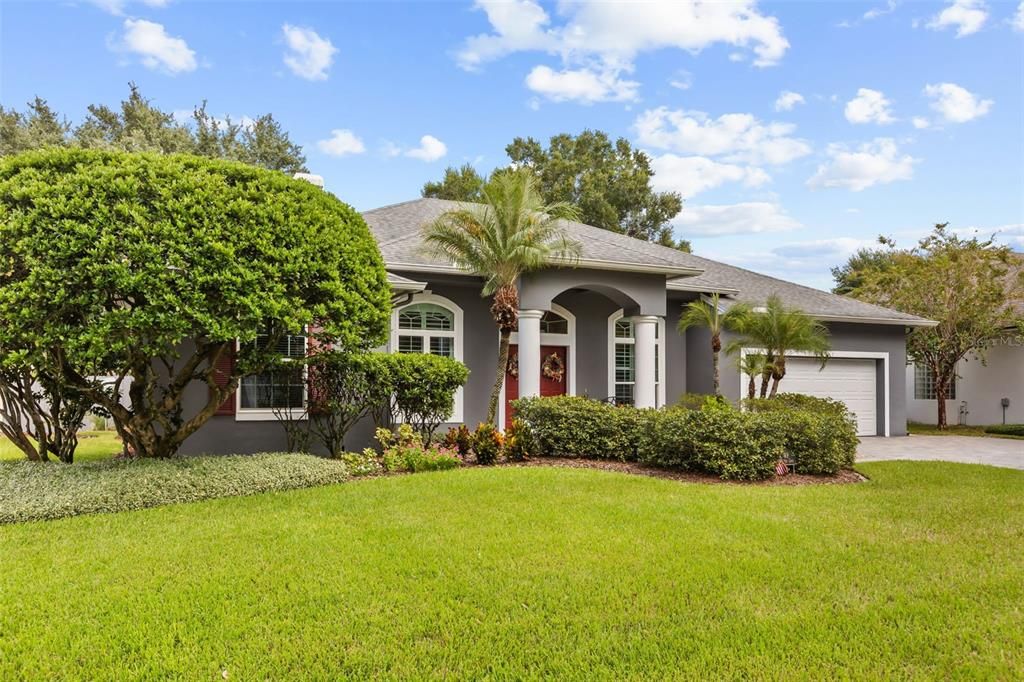 For Sale: $874,900 (3 beds, 3 baths, 2715 Square Feet)