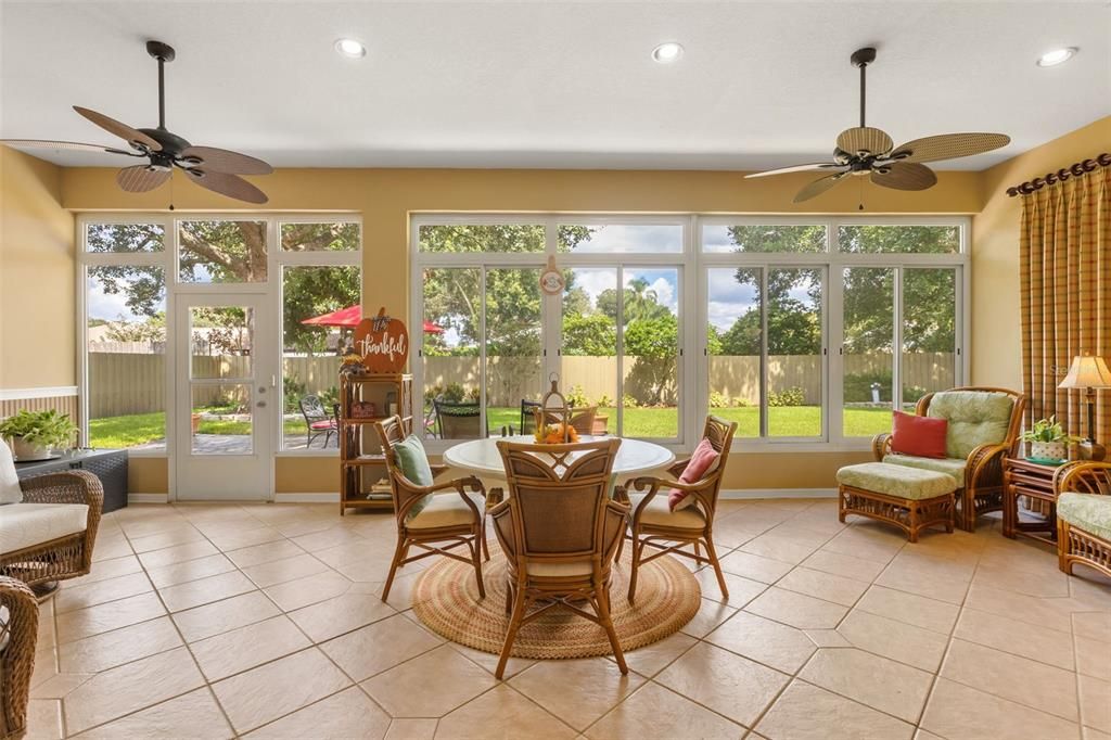 For Sale: $874,900 (3 beds, 3 baths, 2715 Square Feet)