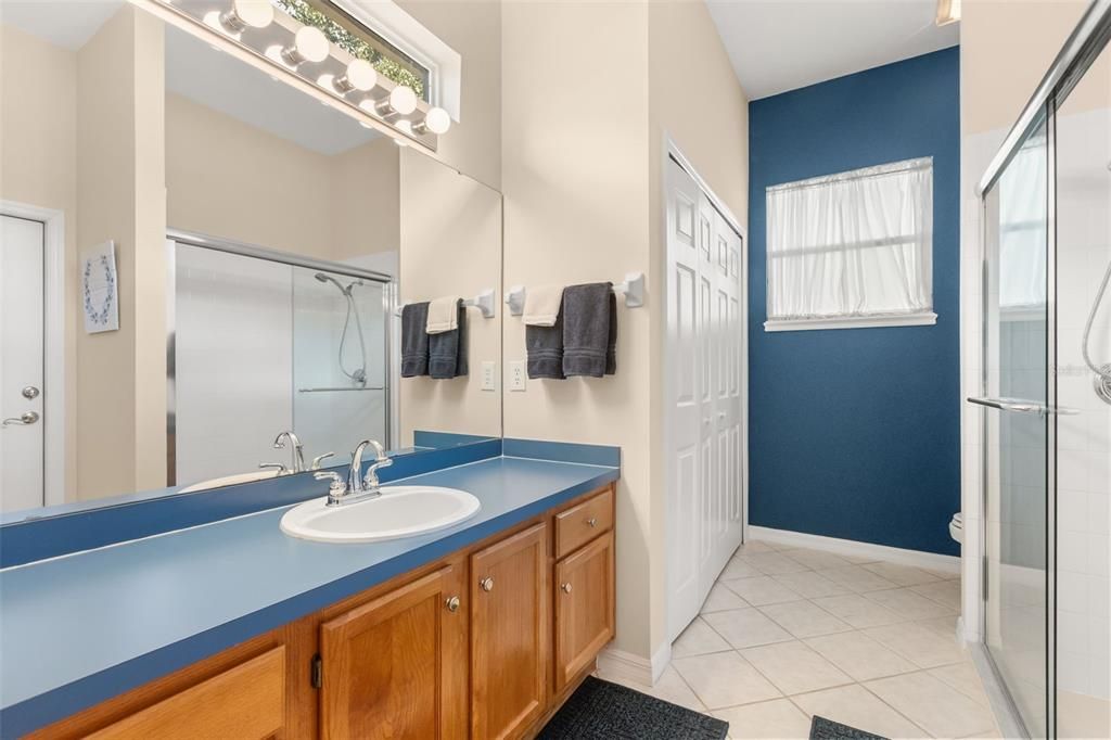 For Sale: $874,900 (3 beds, 3 baths, 2715 Square Feet)