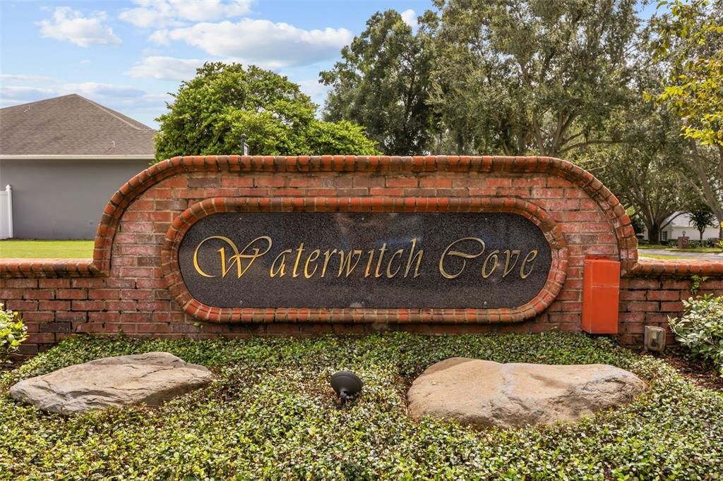 For Sale: $874,900 (3 beds, 3 baths, 2715 Square Feet)