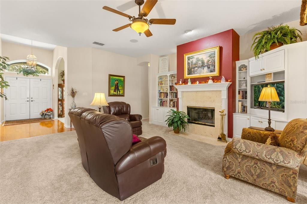 For Sale: $874,900 (3 beds, 3 baths, 2715 Square Feet)