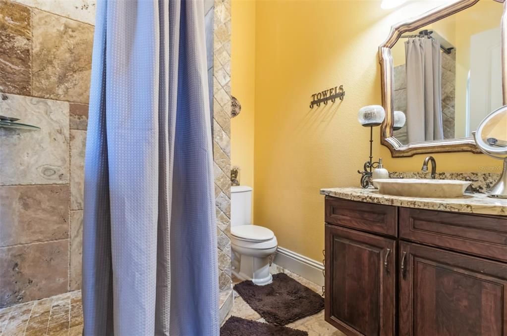 For Rent: $10,500 (5 beds, 4 baths, 4106 Square Feet)