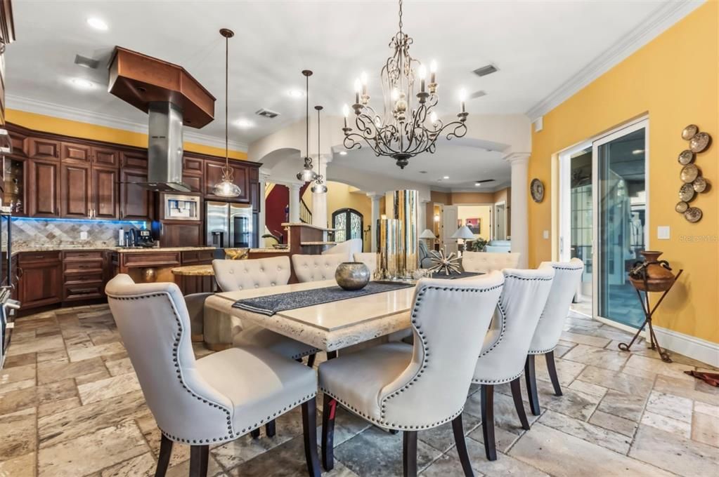 For Rent: $10,500 (5 beds, 4 baths, 4106 Square Feet)