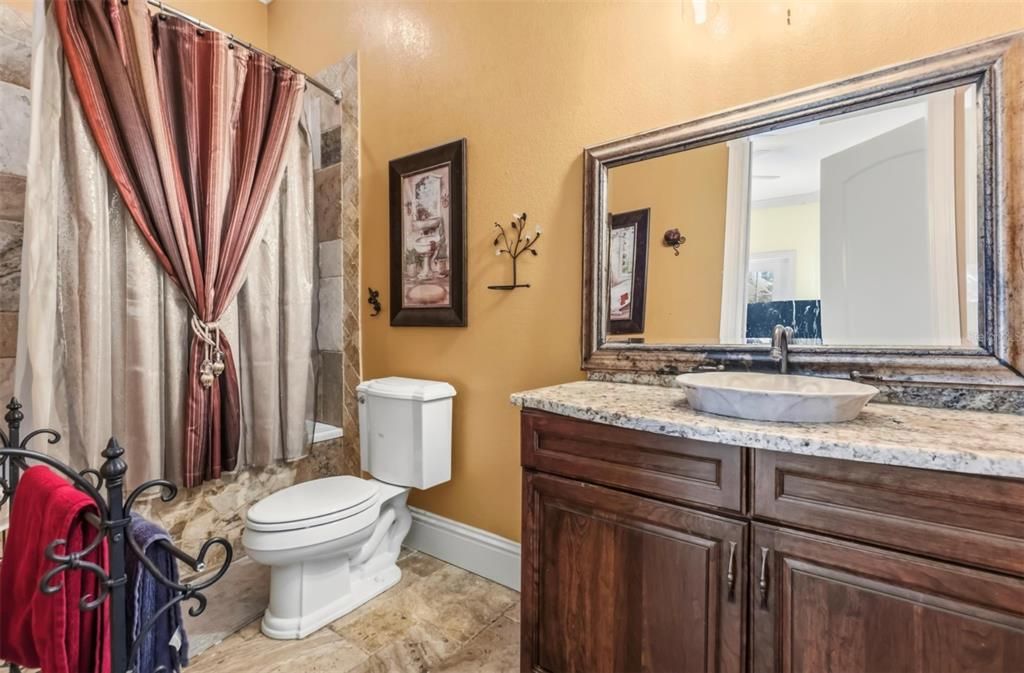 For Rent: $10,500 (5 beds, 4 baths, 4106 Square Feet)