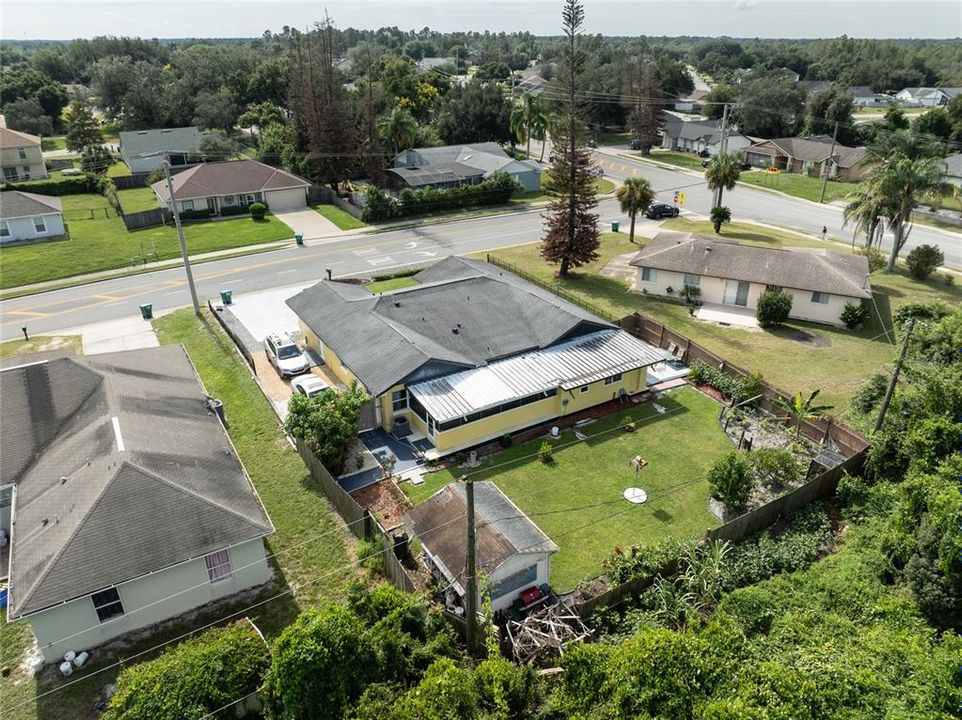 En Venta: $430,000 (3 camas, 3 baños, 1966 Pies cuadrados)
