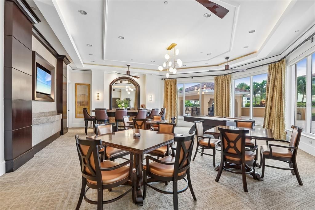 En Venta: $1,250,000 (3 camas, 3 baños, 2555 Pies cuadrados)