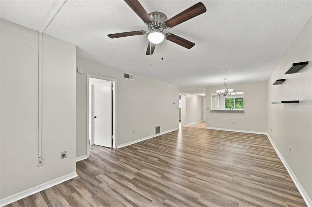For Rent: $1,725 (2 beds, 2 baths, 1060 Square Feet)