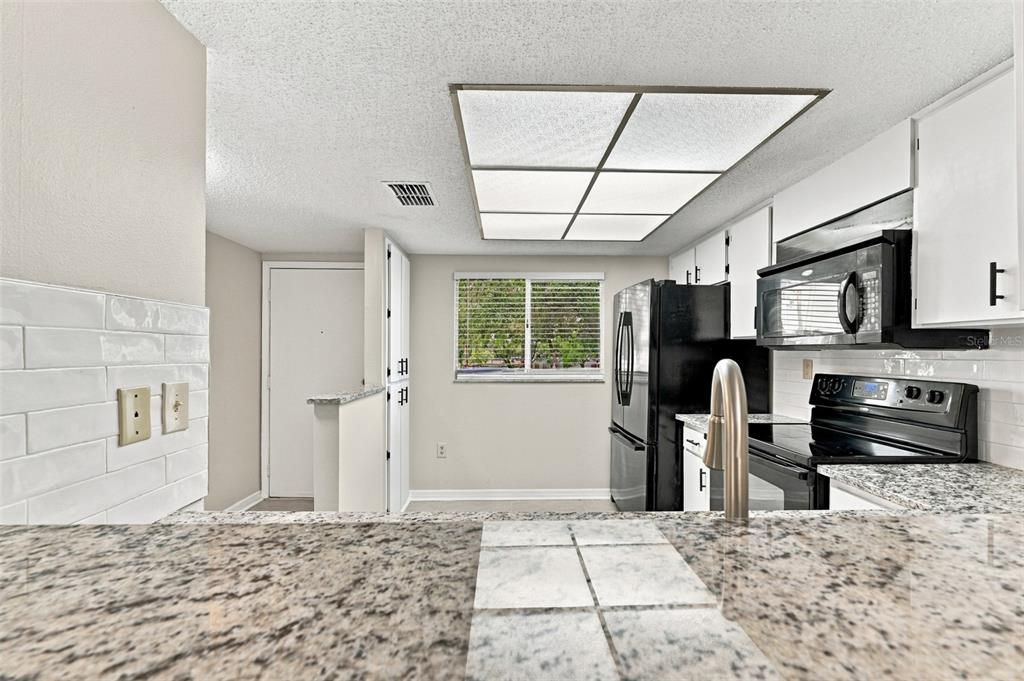 For Rent: $1,725 (2 beds, 2 baths, 1060 Square Feet)