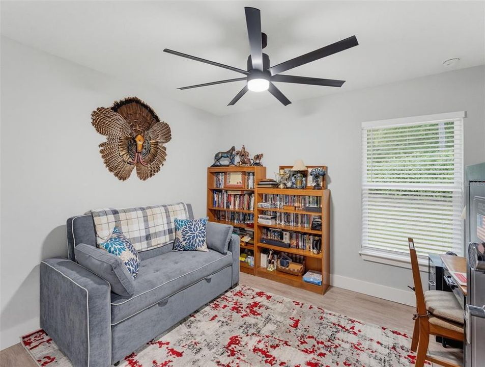 For Sale: $334,900 (3 beds, 2 baths, 1614 Square Feet)