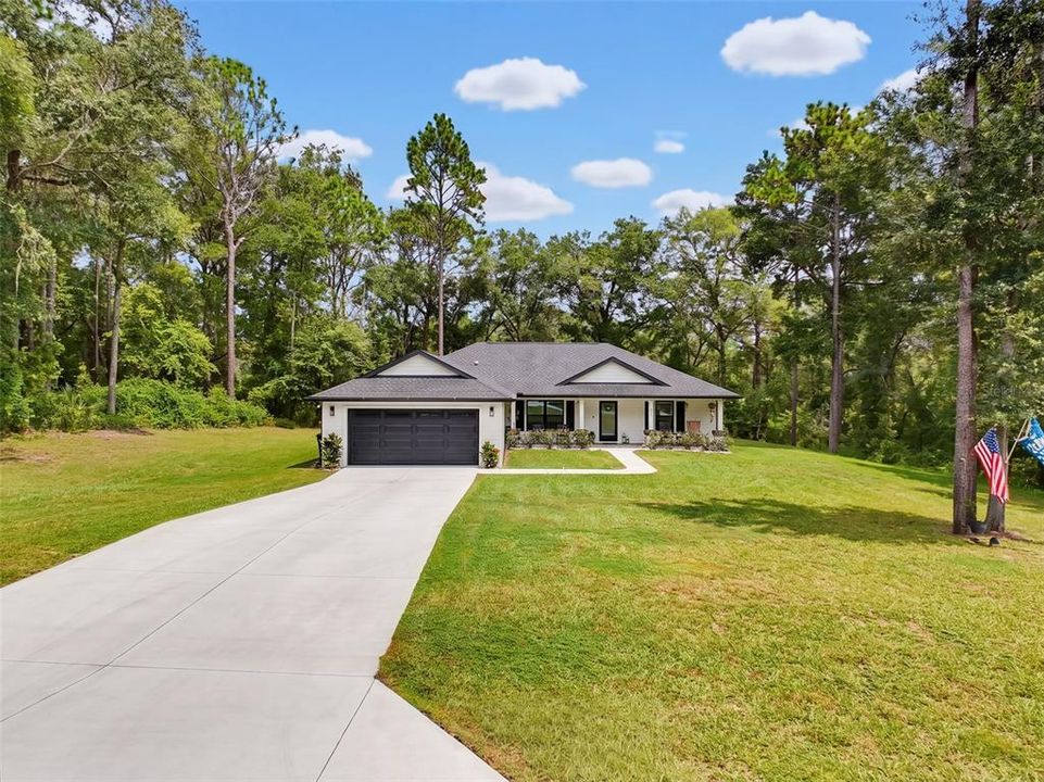 For Sale: $334,900 (3 beds, 2 baths, 1614 Square Feet)