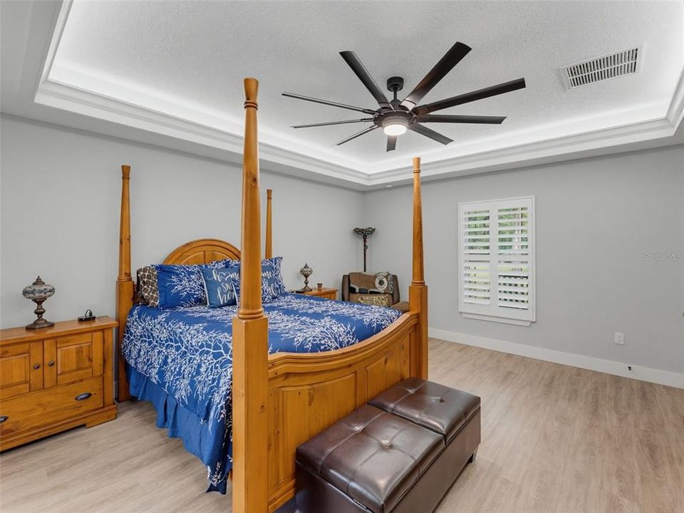 For Sale: $334,900 (3 beds, 2 baths, 1614 Square Feet)