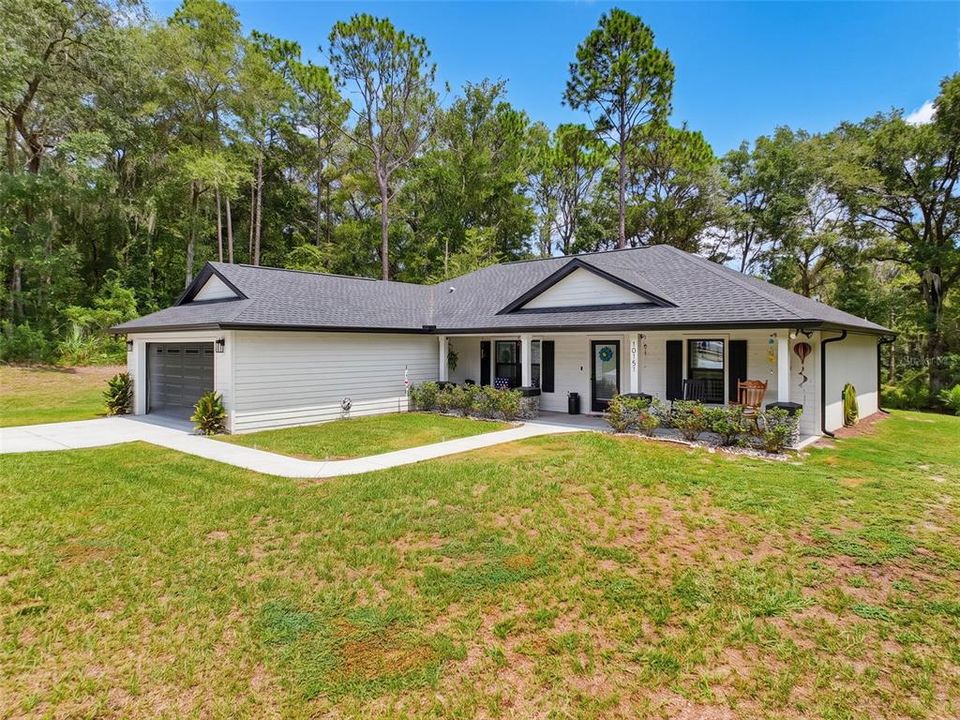 For Sale: $334,900 (3 beds, 2 baths, 1614 Square Feet)
