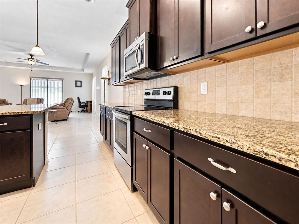 For Sale: $339,000 (3 beds, 2 baths, 1851 Square Feet)
