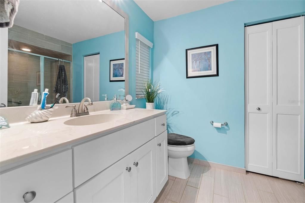 For Sale: $215,000 (2 beds, 2 baths, 1393 Square Feet)