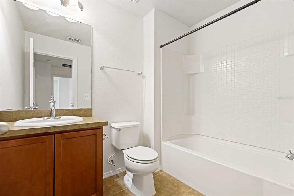 For Rent: $1,850 (2 beds, 2 baths, 1280 Square Feet)