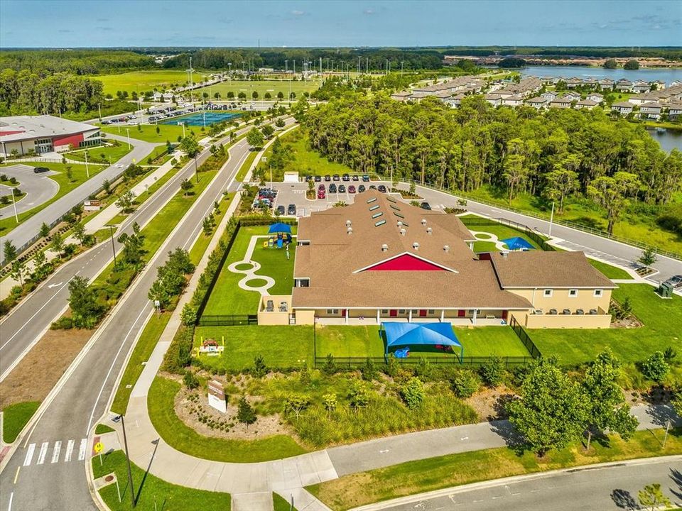 На продажу: $599,000 (3 спален, 3 ванн, 2141 Квадратных фут)